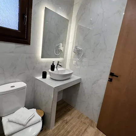 Afroditi's House Studiob4